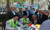 قند و فشارخون نمازگزاران جمعه توسط کارشناسان مرکز مدیریت حوادث و فوریت‌های پزشکی دانشگاه بررسی شد